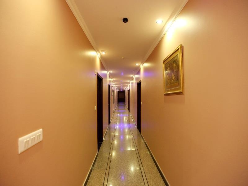 Airport Hotel Le Seasons New Delhi Exterior foto