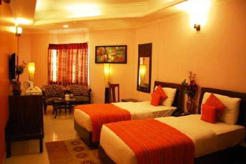 Airport Hotel Le Seasons New Delhi Exterior foto